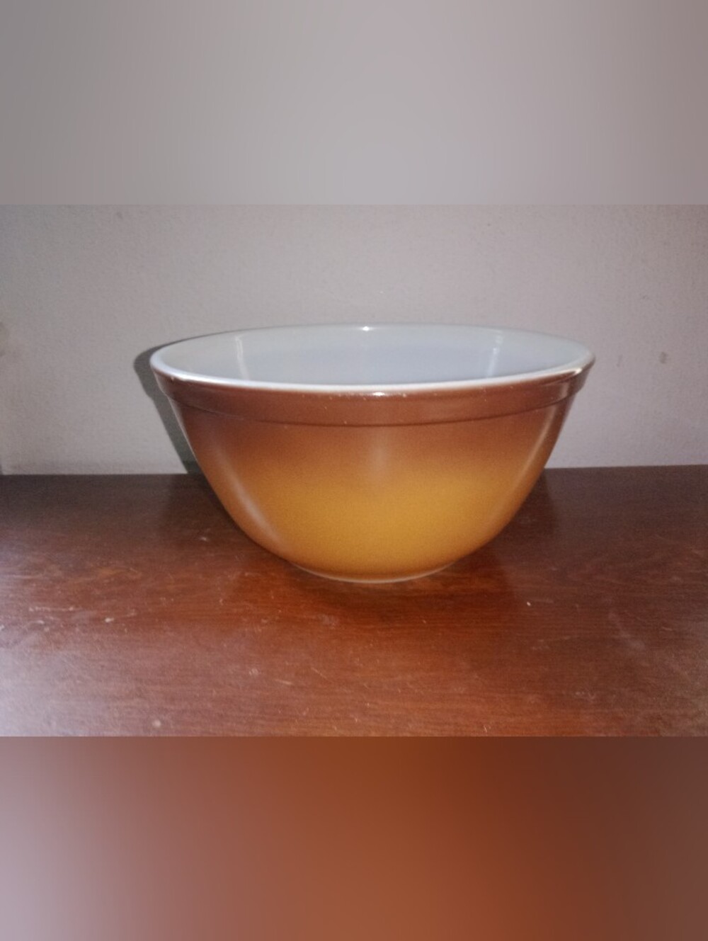 Vintage Pyrex Two Tone Brown Serving Bowl 402